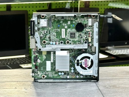Lenovo Thinkcentre M625Q 4